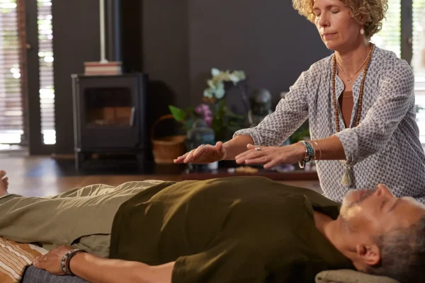 Reiki for Beginners: What to Expect and How Medical Reiki Can Support Your Wellbeing